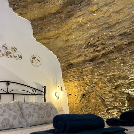 Casa Cueva Sol Y Luna Setenil Setenil De Las Bodegas Eksteriør billede