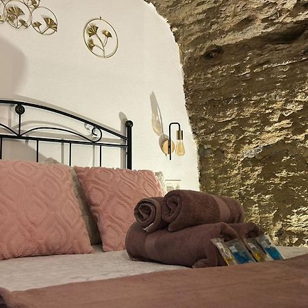 Casa Cueva Sol Y Luna Setenil Setenil De Las Bodegas Eksteriør billede